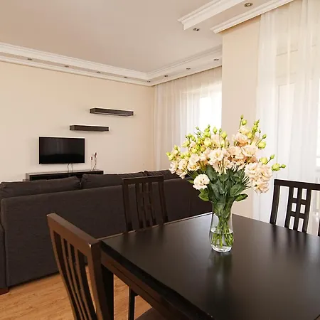 City View 2-Bedroom Luxury Apartment On 13 Buzand Street By Sweet Home Yerevan Exterior photo