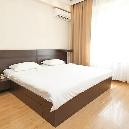 City View 2-Bedroom Luxury Apartment On 13 Buzand Street By Sweet Home Yerevan Exterior photo