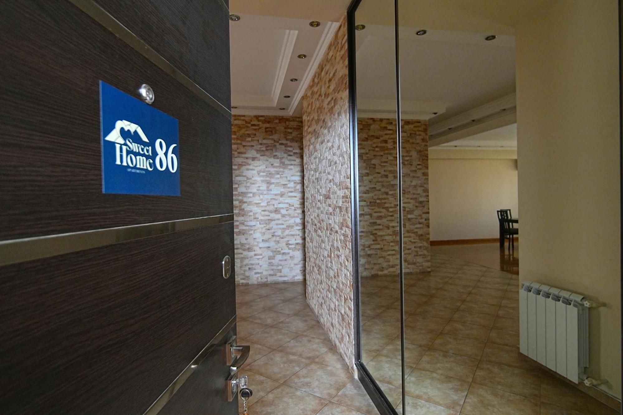 Apartment View 2-bedroom Luxury On 13 Buzand Street By Sweet Yerevan