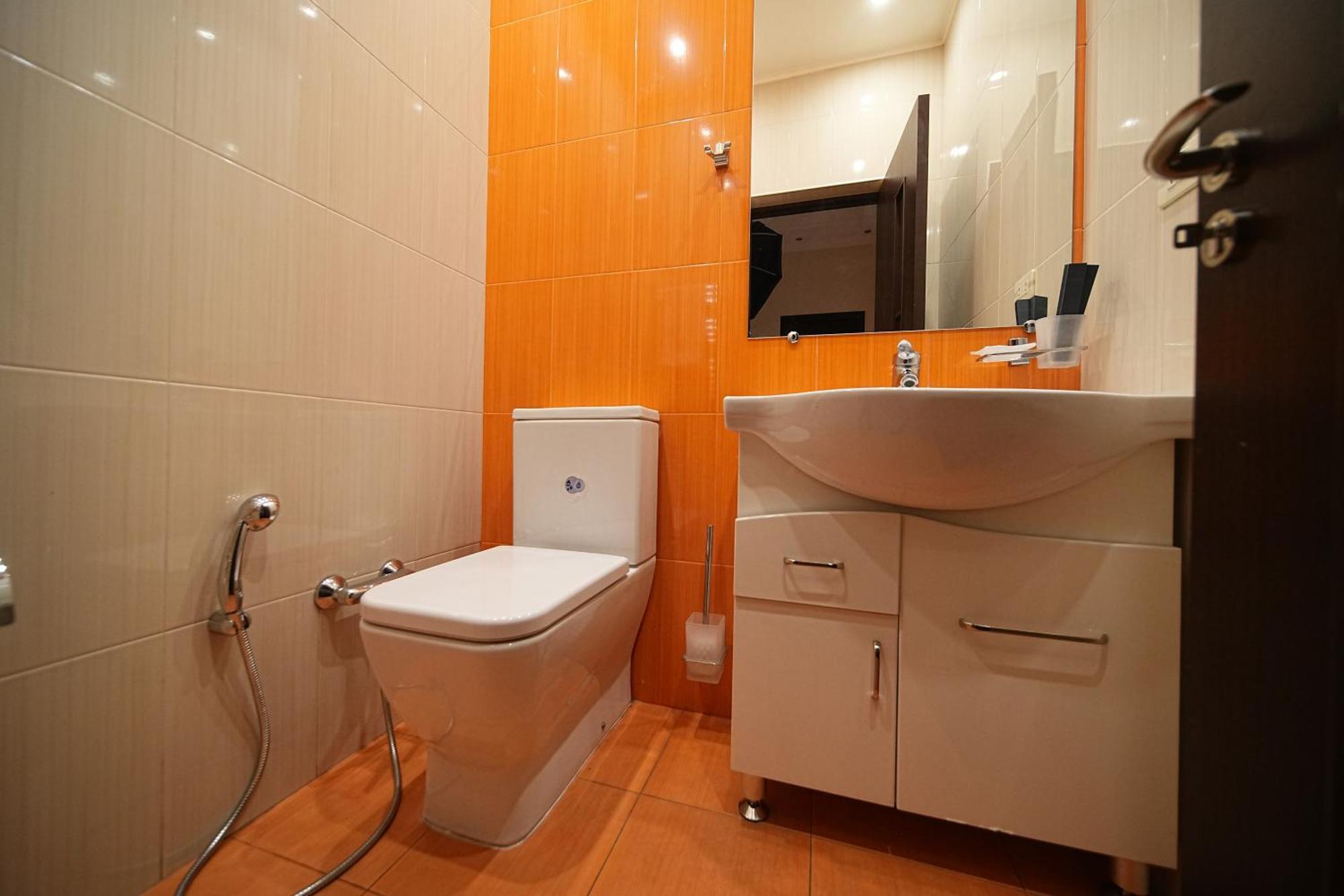 View 2-bedroom Luxury On 13 Buzand Street By Sweet Apartment