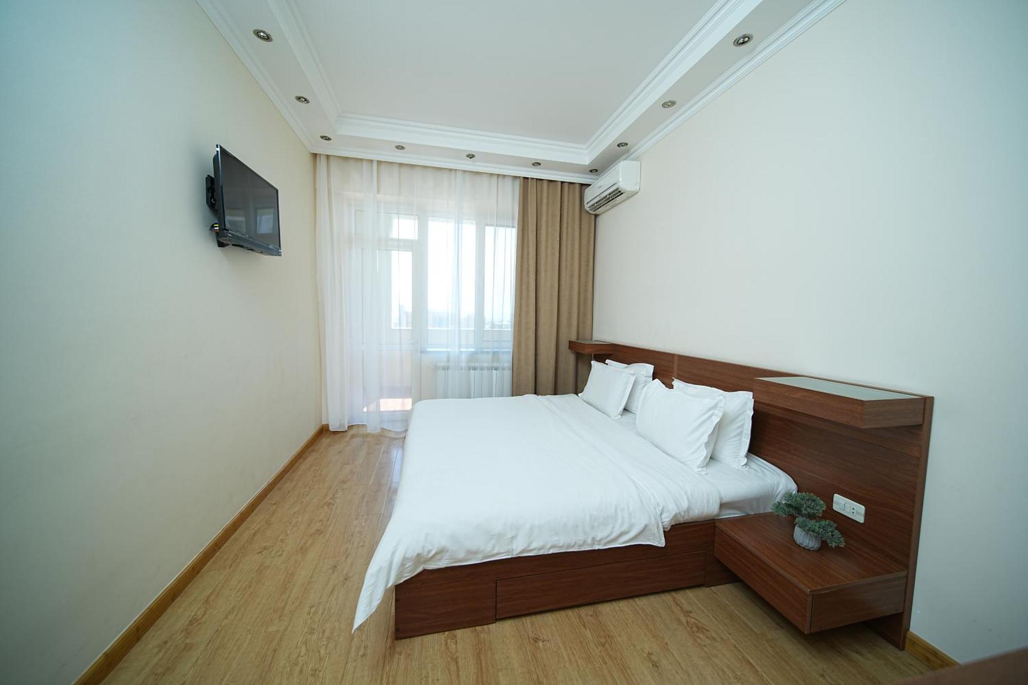 View 2-bedroom Luxury On 13 Buzand Street By Sweet Yerevan